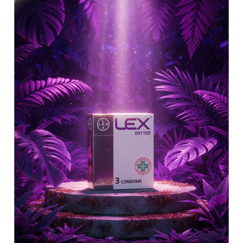 Черная упаковка с серебристой надписью LEX Dotted и изображением презерватива, 3 штуки