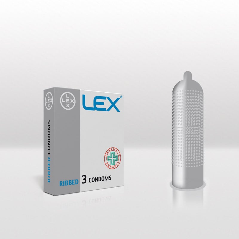 Темно-синяя упаковка LEX Ribbed с надписью Ribbed и количеством 3 презерватива