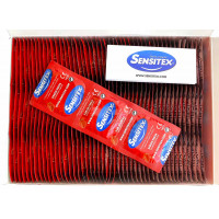 Презервативы Sensitex Fresa №144 красного цвета аромат клубники - Фото№4