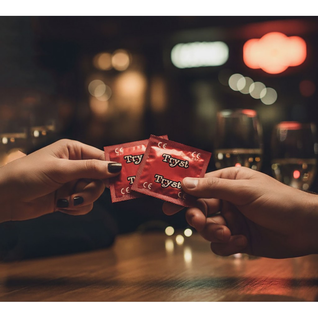 Презервативы TRYST "Давай откроем их вместе" в баночке 15шт