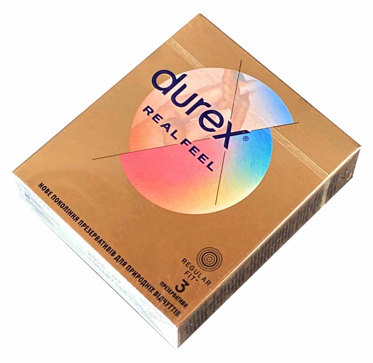 Золотисто-коричневые упаковки Durex Real Feel с надписью 3 презерватива на белом фоне