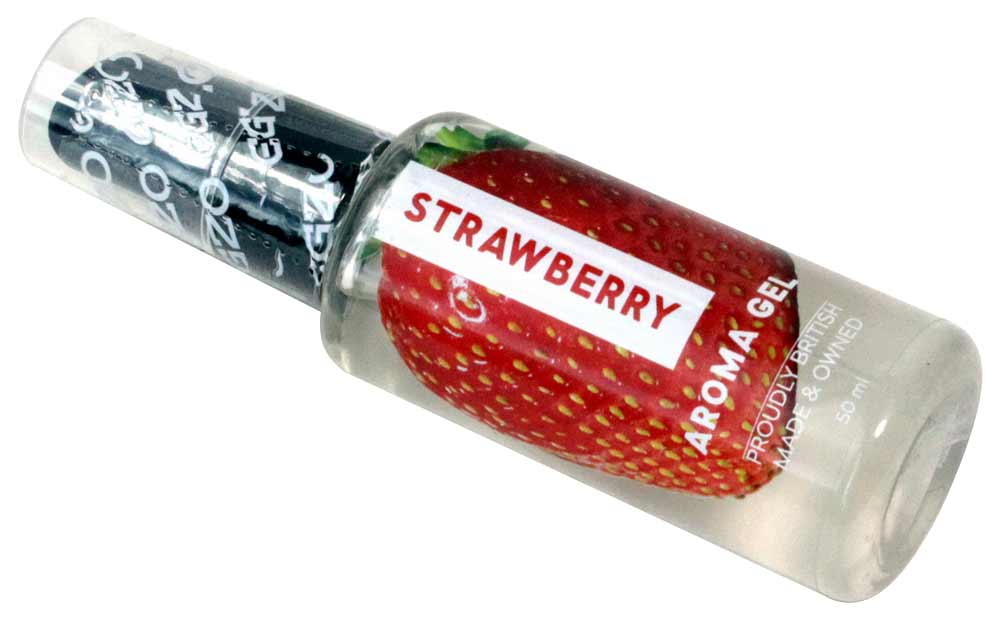 Прозрачный пластиковый флакон EGZO Aroma Gel 50мл с клубникой на белом фоне