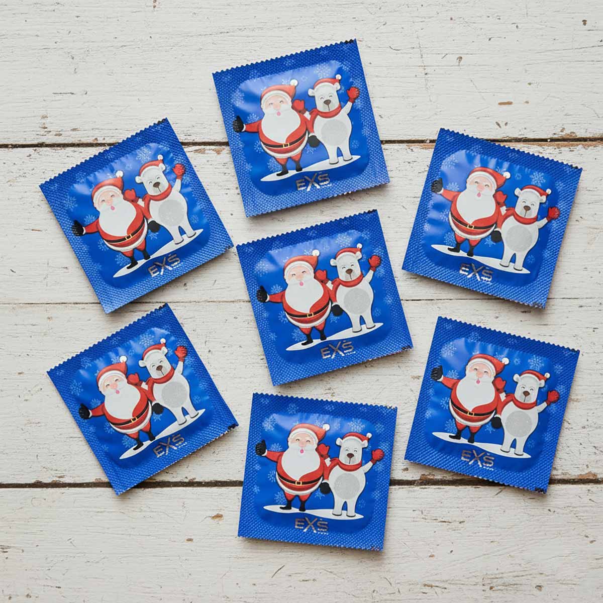 Чорна коробка з ялинковим орнаментом, напис EXS New Year, 6 презервативів