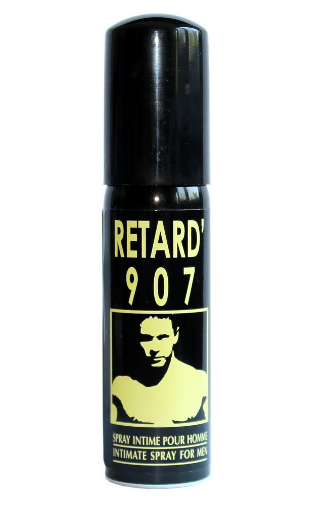 Білий флакон спрею Retard 907 об'ємом 25 мл з синьою етикеткою на світлому фоні