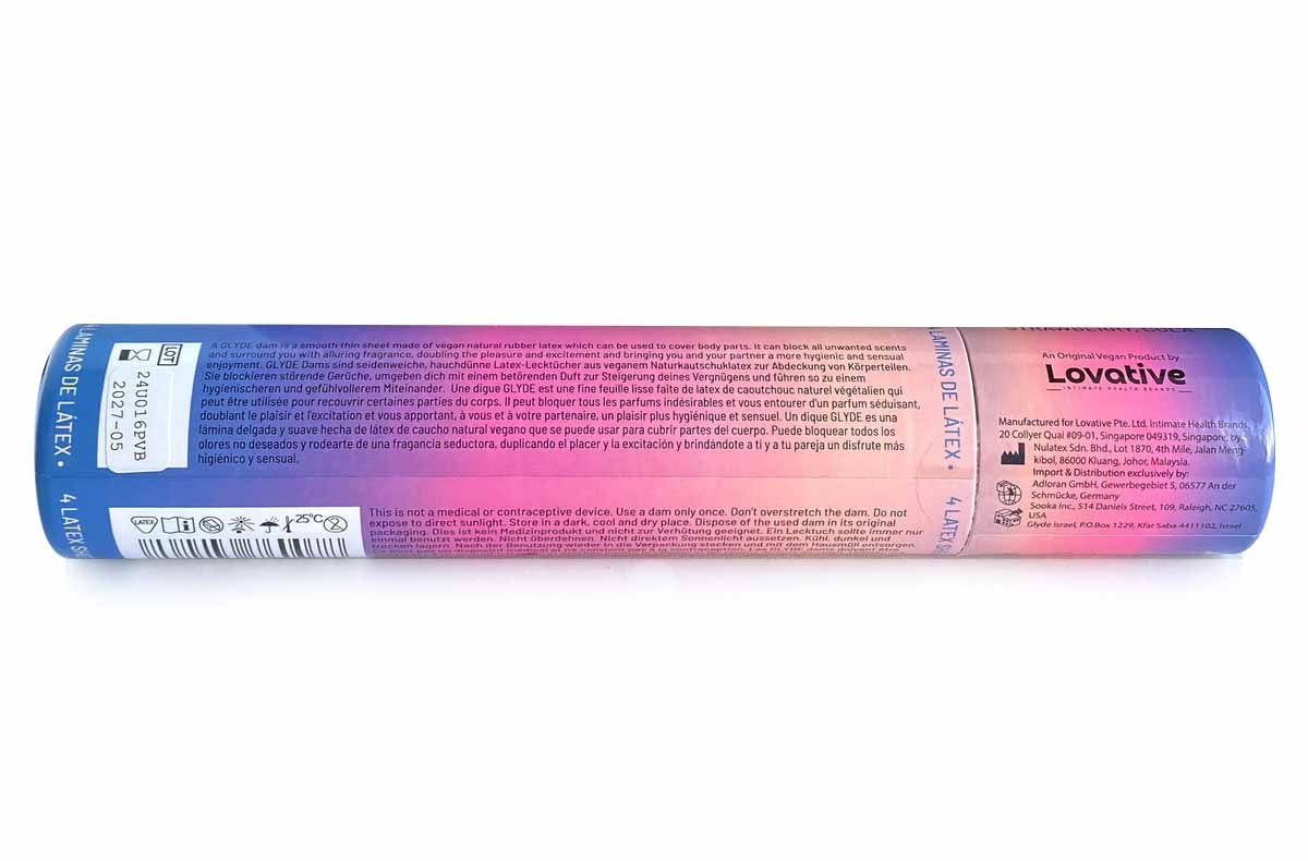 Різнокольорові латексні серветки Oral Dam Glyde у прозорій тубі, 4 штуки, мікс