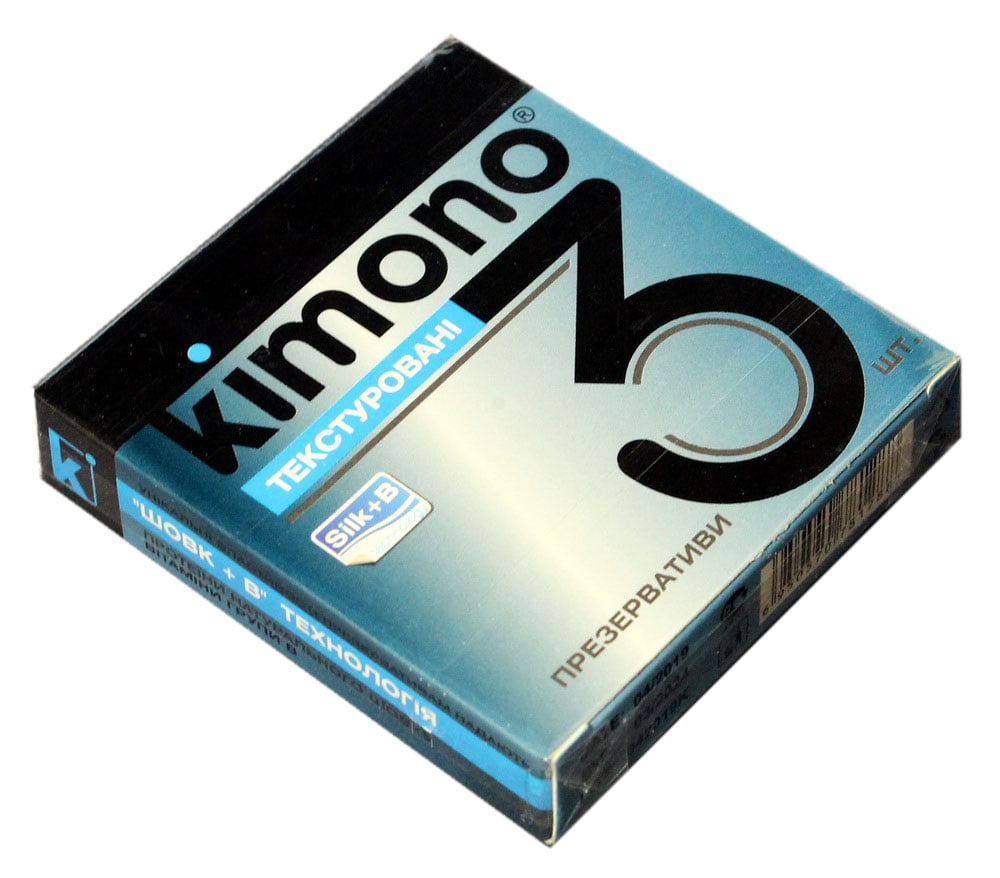Синий фон, белая упаковка с надписью Kimono, указано 3 штуки и текстурированная поверхность
