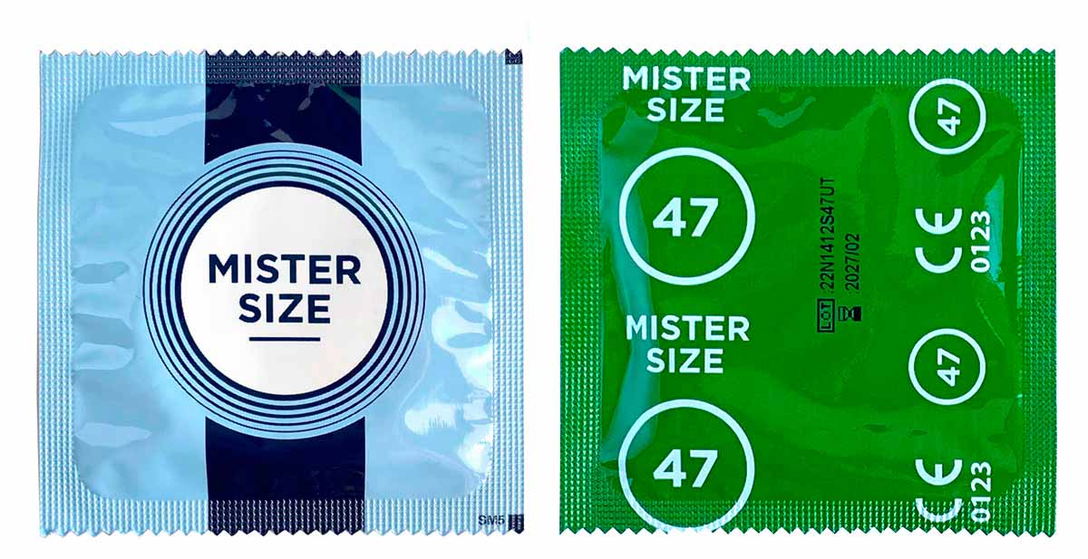 Синя коробка MisterSize 47 із сріблястим написом, 36 презервативів, розмір 47 мм
