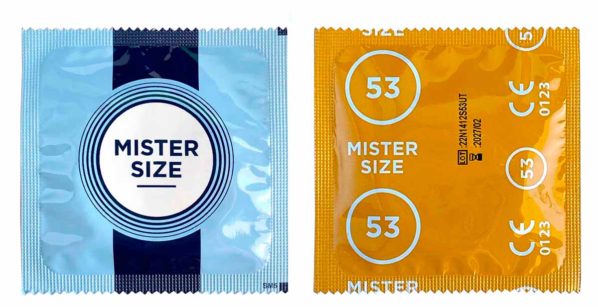 Синя упаковка MisterSize 53 з білим кругом, напис 53mm, 36 презервативів