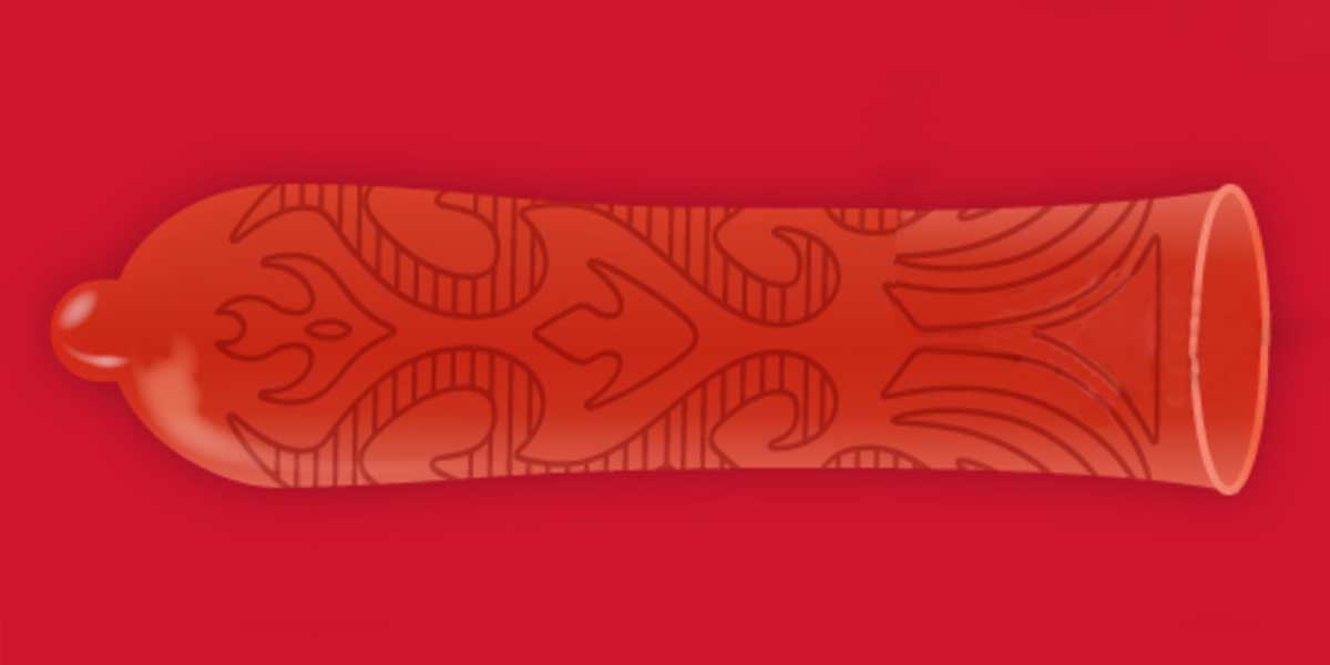 Червона кругла упаковка ONE Tattoo Touch із чорним тату-дизайном та білим лого, 1 шт