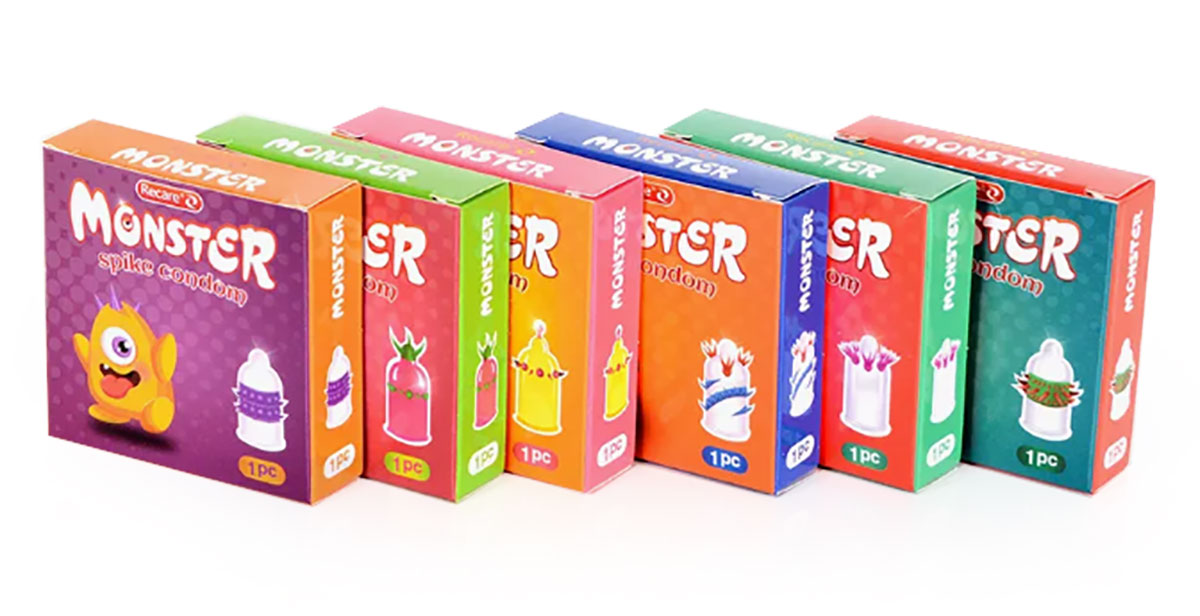 Кольорові упаковки презервативів Recare Monster BigFamily з різними текстурами, 6 штук