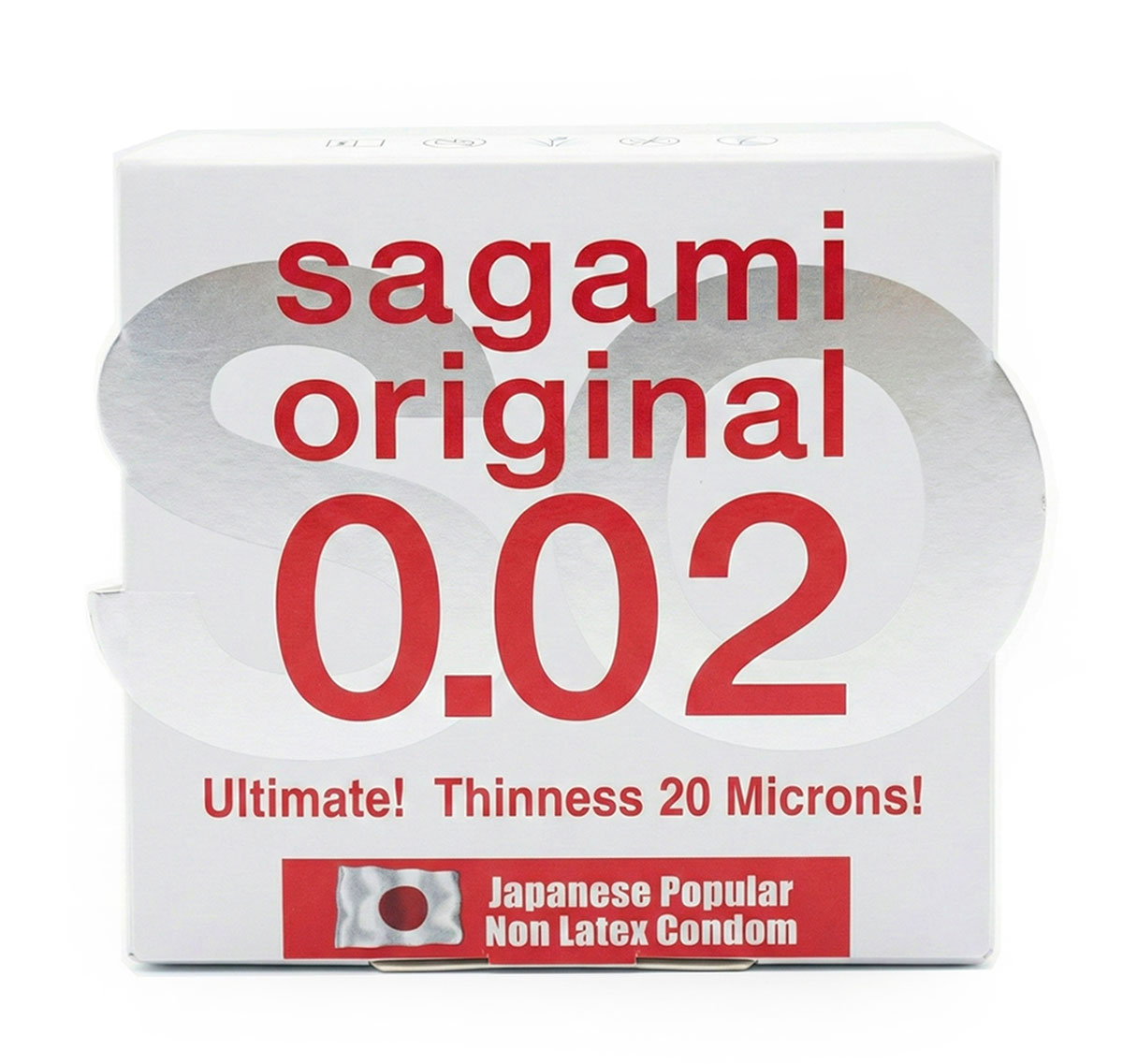 Білий поліуретановий кондом Sagami Original 0.02 та 12 окремих упаковок на білому фоні