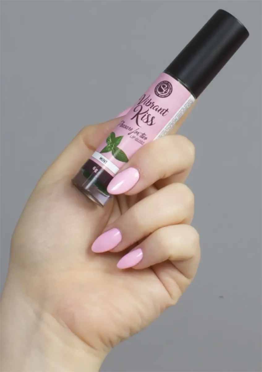 Прозорий тюбик з м’ятним блиском для губ SecretPlay LIP GLOSS Vibrant Kiss Mint 6мл