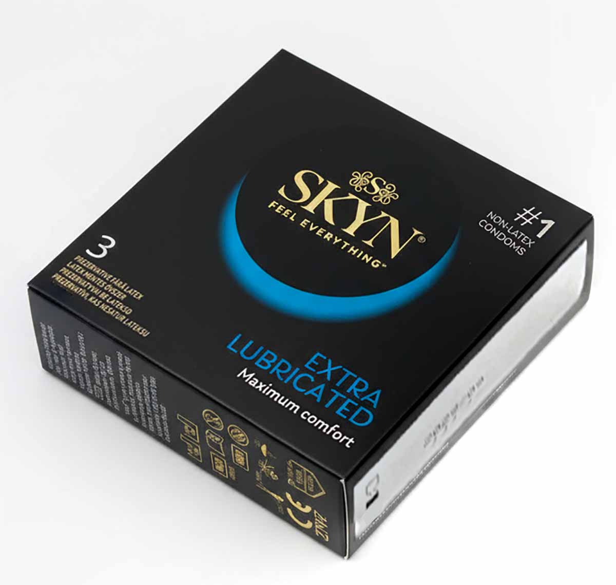 Матовий чорний картон з великим логотипом SKYN Extra Lubricated, 3 шт, безлатексні