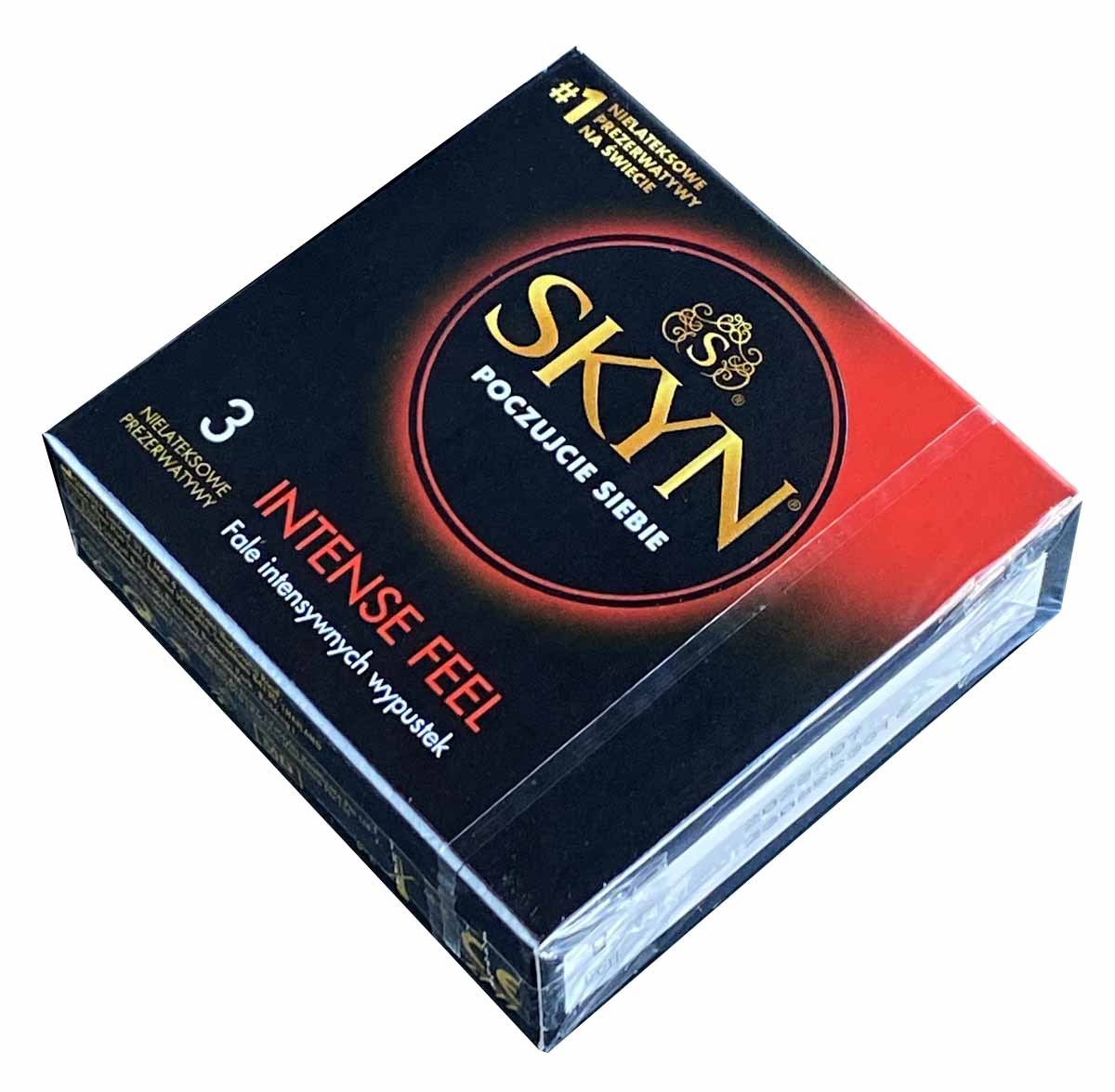 Матовый черный картон с золотым логотипом SKYN и надписью Intense Feel 3 sztuki