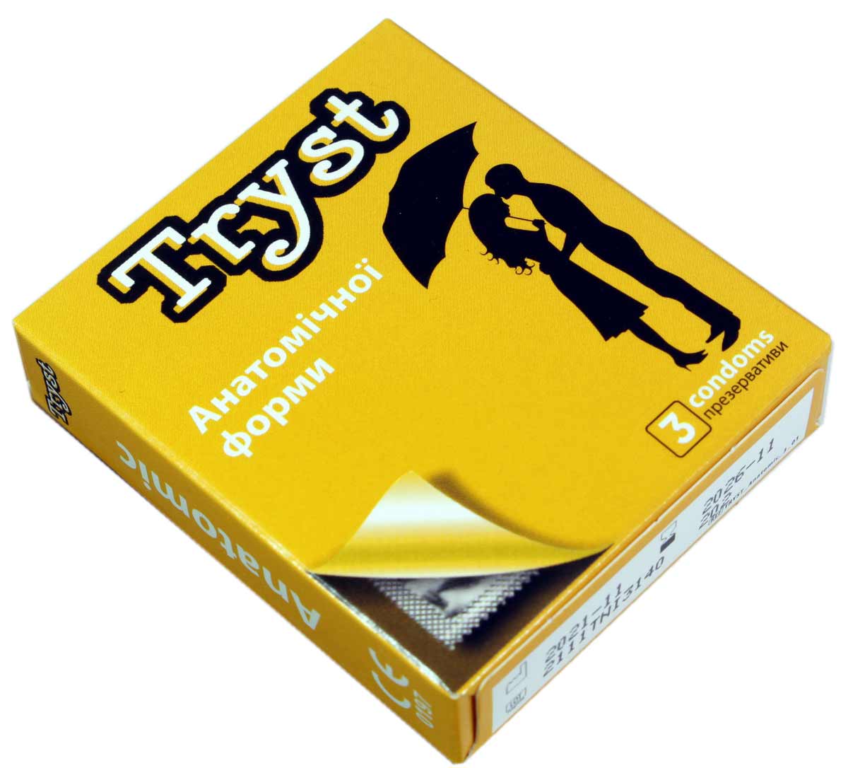 Черная упаковка TRYST Anatomic с синим рисунком и надписью 3 condoms anatomically shaped