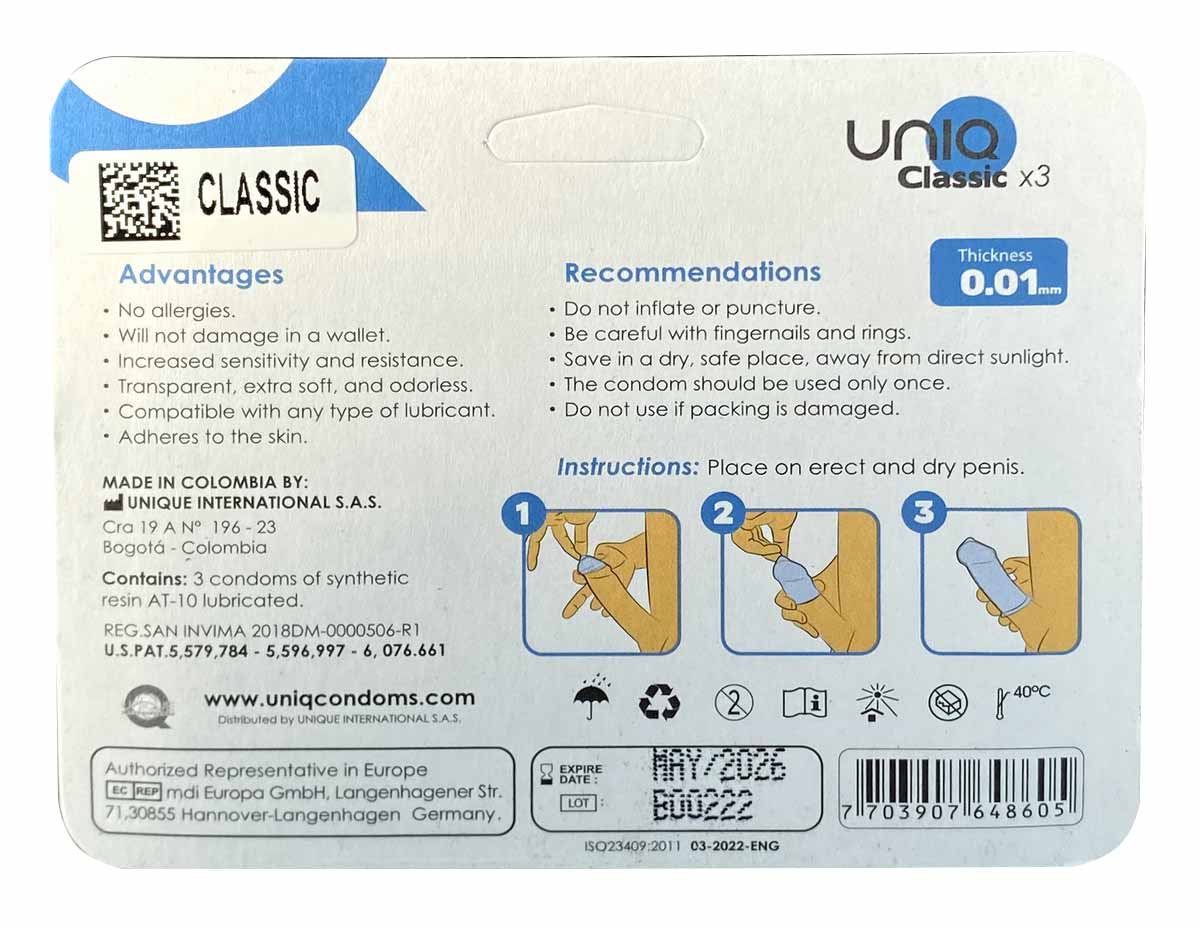 Белая упаковка UNIQ Classic 0.008 с синими и черными надписями, 3 штуки