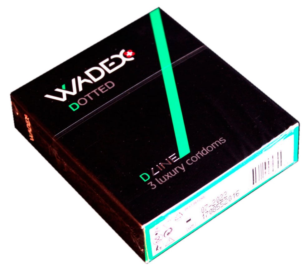Синий фон с изображением упаковки презервативов WADEX Dotted 3 штуки